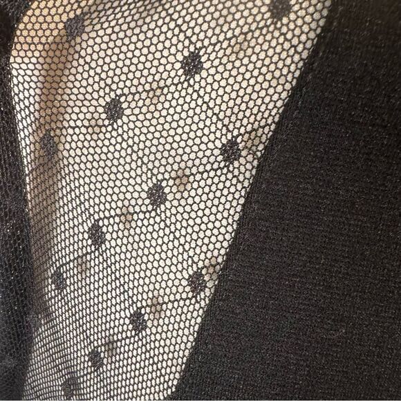 H&M lace lined black fit and flare dress size small - Picture 4 of 7